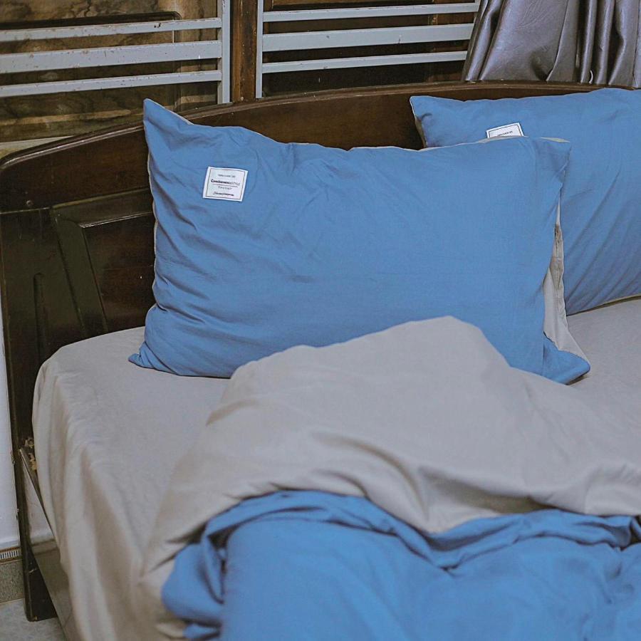 Shine Riverside Homestay Hue Bagian luar foto